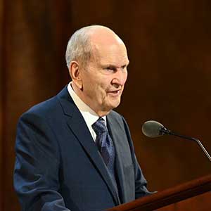 President Nelson speaking at the April 2021 General Conference